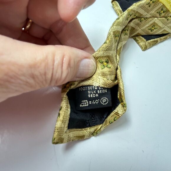 Ermenegildo Zegna Gold Diamond Olive Flower Pattern 100% Italian Silk Tie - Picture 7 of 11